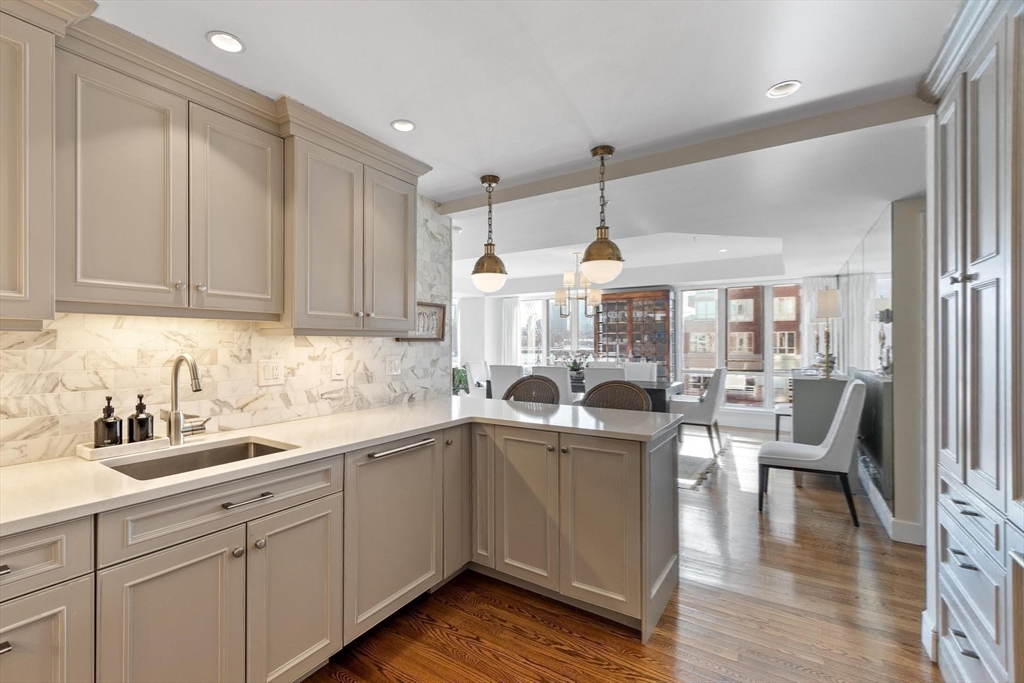 197 8th Street, Unit 307 Boston, MA 02129 - Photo 5 of 35