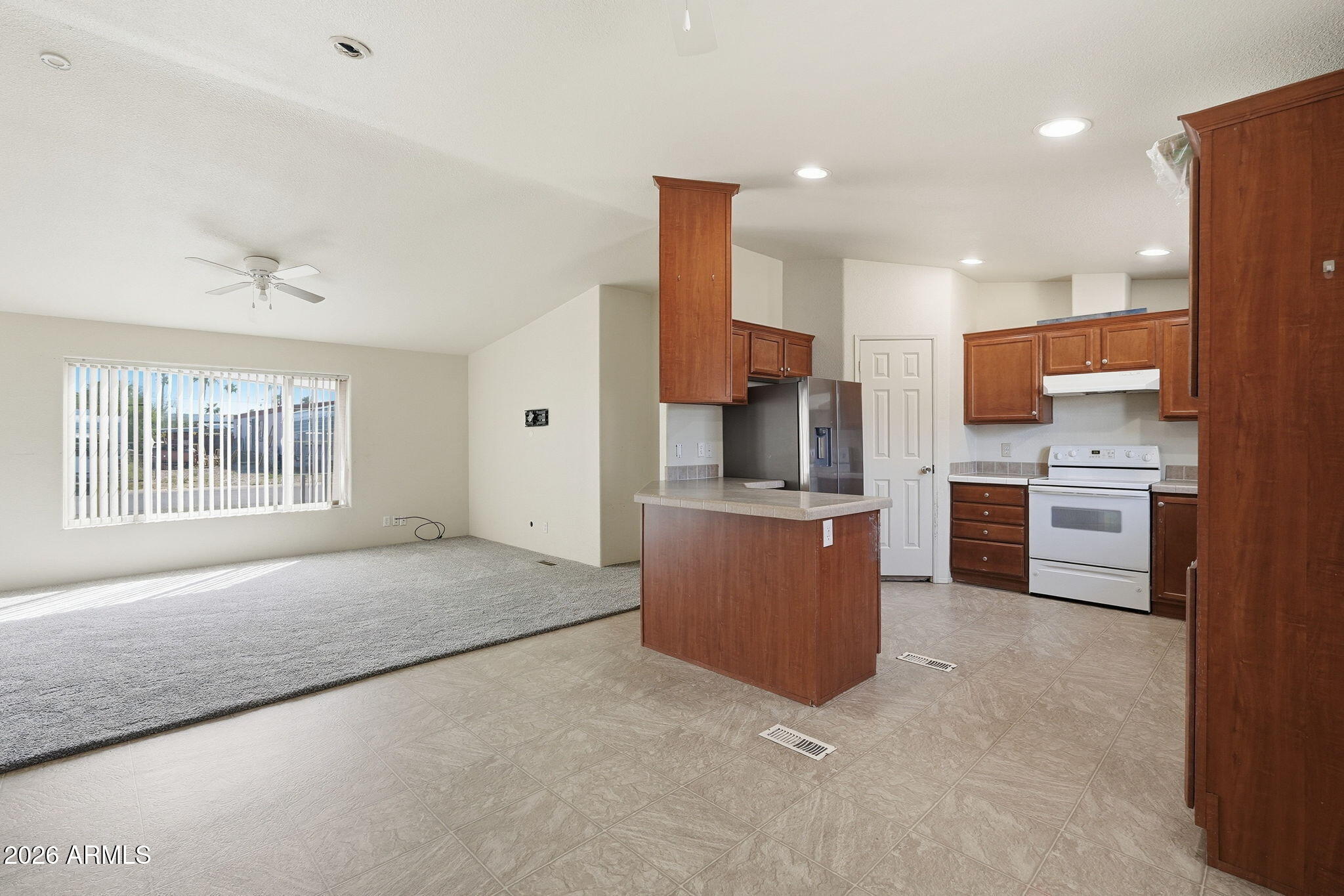 634 South 97th Way Mesa, AZ 85208 - Photo 15 of 24 015_ListerPros