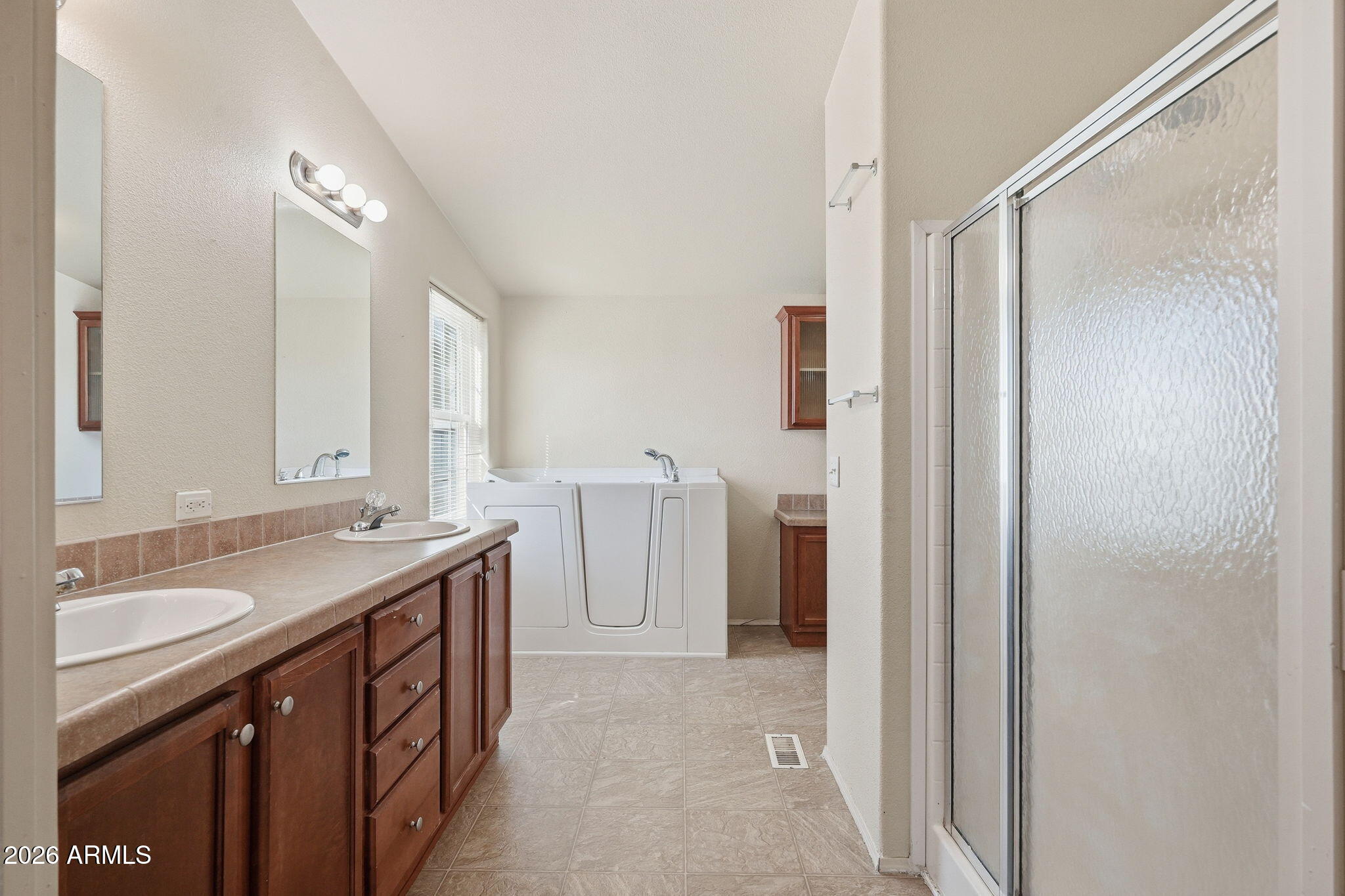 634 South 97th Way Mesa, AZ 85208 - Photo 16 of 24 032_ListerPros