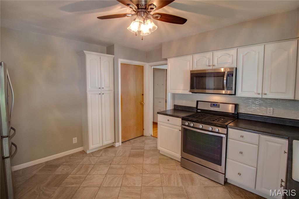 420 Keller Street Godfrey, IL 62035 - Photo 15 of 35