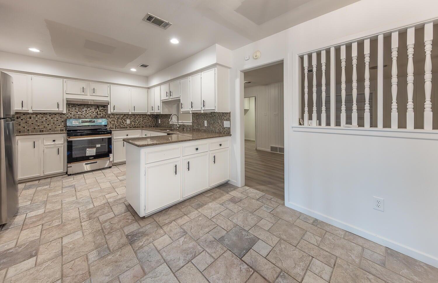 3423 55th Street Lubbock, TX 79413 - Photo 12 of 29 12