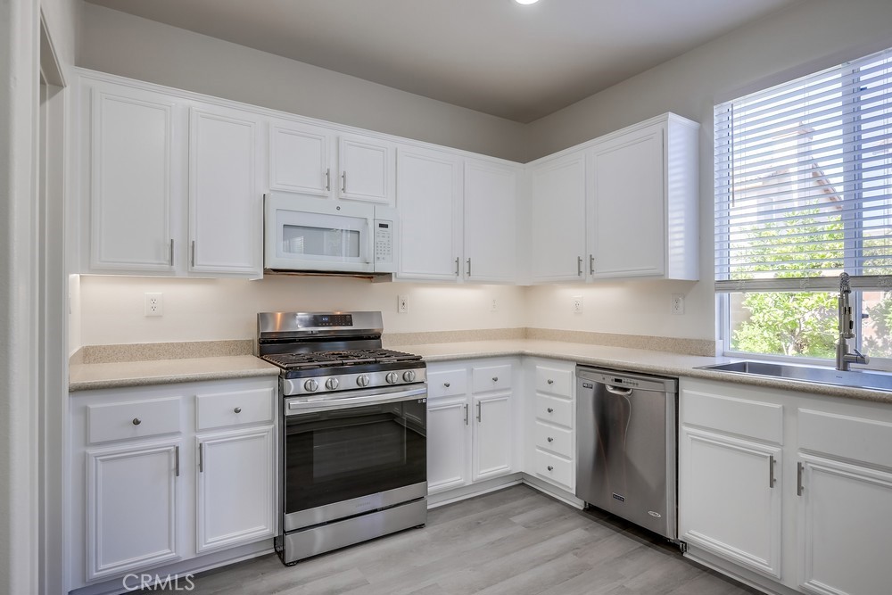 321 North Riley Court Placentia, CA 92870 - Photo 18 of 65