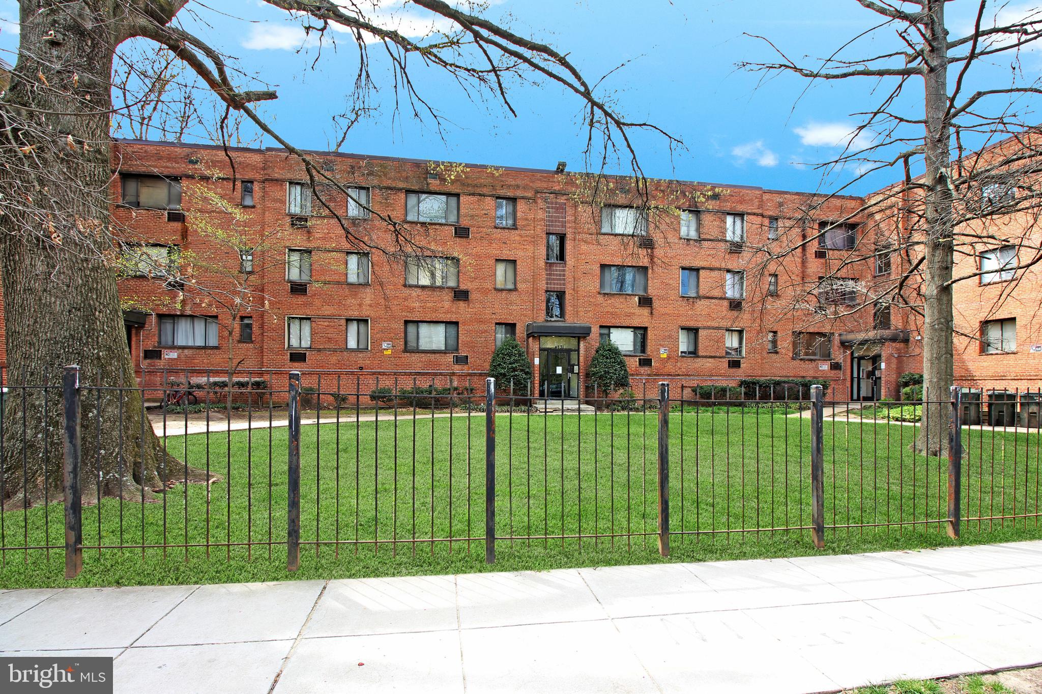 4731 1st Street Southwest, Unit 303 Washington, DC 20032 - Photo 2 of 9