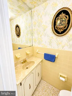 $569,000 | 8608 Cathedral Circle, Philadelphia, PA 19128