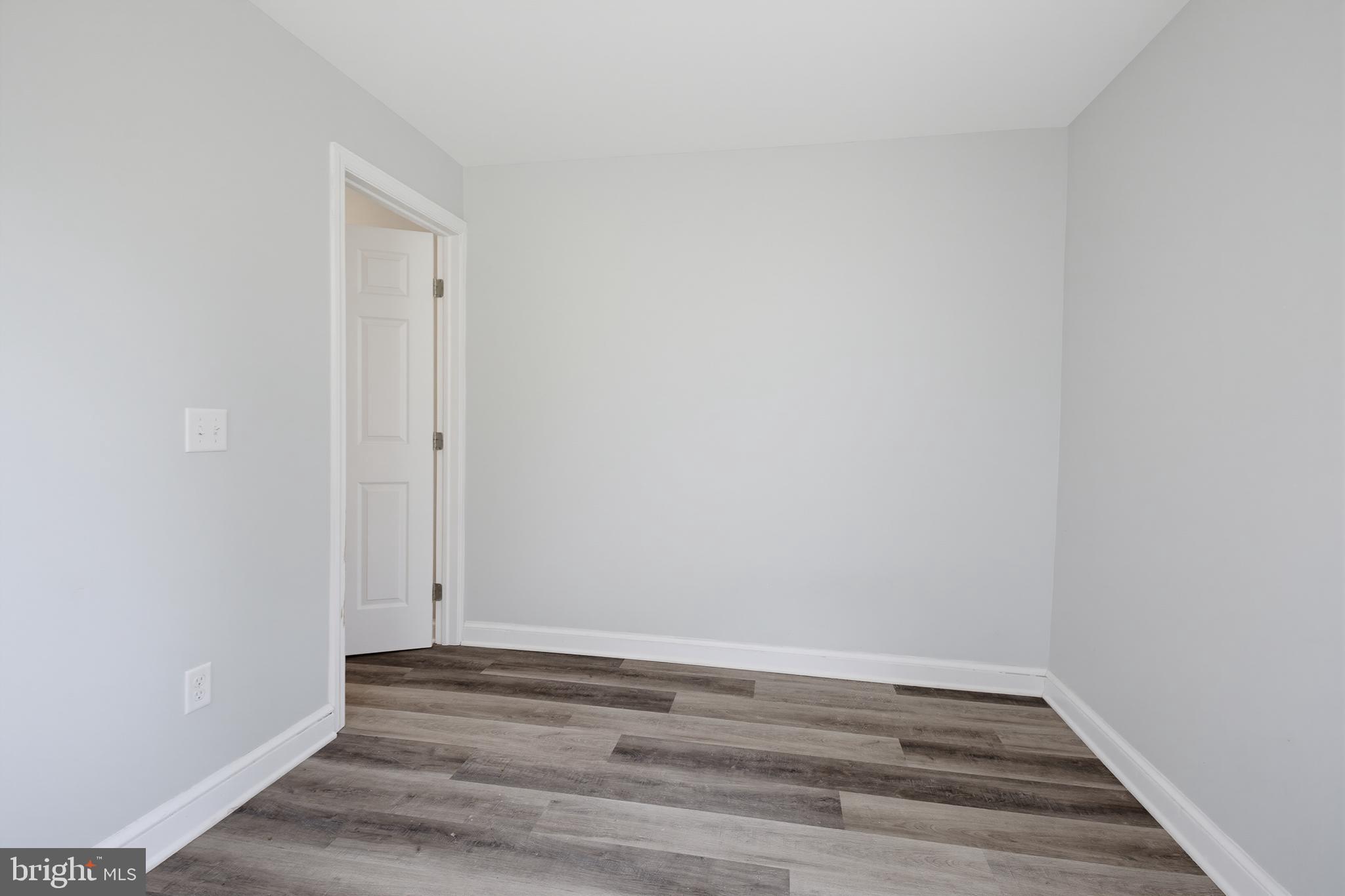 525 Fairfax Road York, PA 17404 - Photo 20 of 32 Bedroom 2
