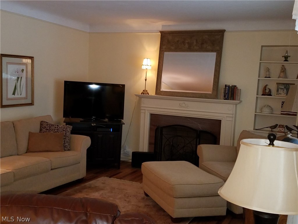 4361 Wooster Road Cleveland, OH 44126 - Photo 29 of 33 Gallery Image 29