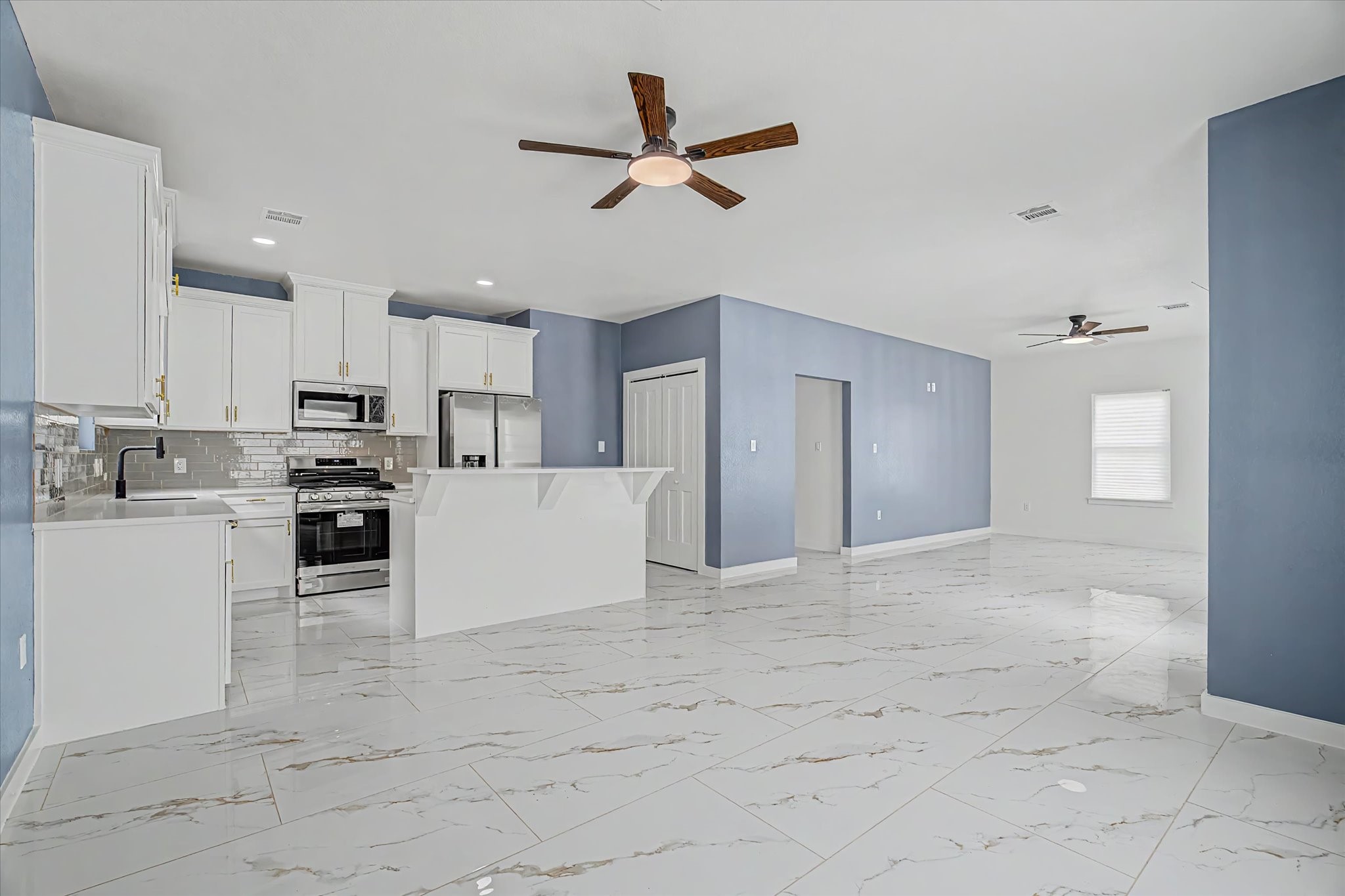 5919 Rietta Street Houston, TX 77016 - Photo 14 of 32 Gallery Image 14