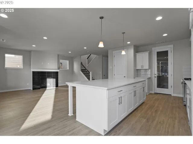 $669,960 | 8388 Southeast Orion Lane, Unit 1424, Hillsboro, OR 97123