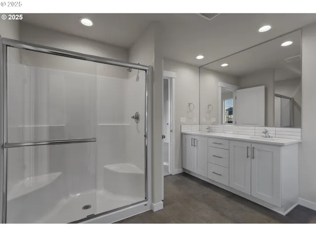 $669,960 | 8388 Southeast Orion Lane, Unit 1424, Hillsboro, OR 97123