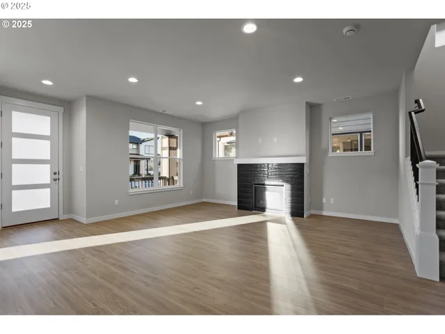 $669,960 | 8388 Southeast Orion Lane, Unit 1424, Hillsboro, OR 97123