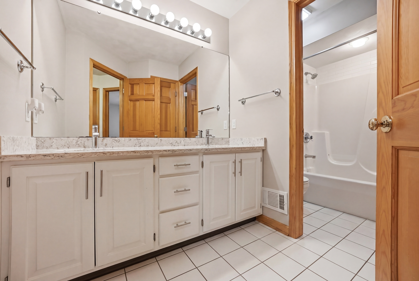 11497 Ridgecrest Drive Roscoe, IL 61073 - Photo 24 of 49