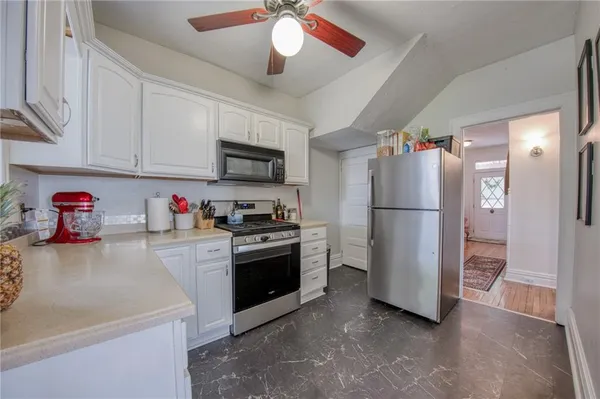 $3,300 | 911 Nevin Avenue, Sewickley, PA 15143