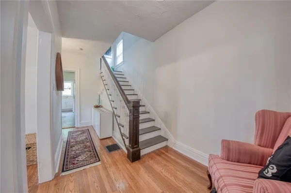 $3,300 | 911 Nevin Avenue, Sewickley, PA 15143