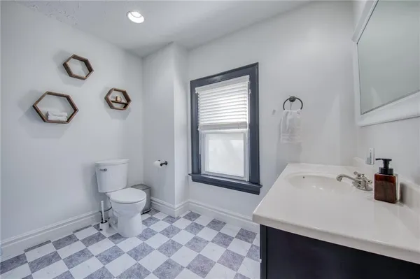 $3,300 | 911 Nevin Avenue, Sewickley, PA 15143