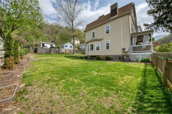 $3,300 | 911 Nevin Avenue, Sewickley, PA 15143