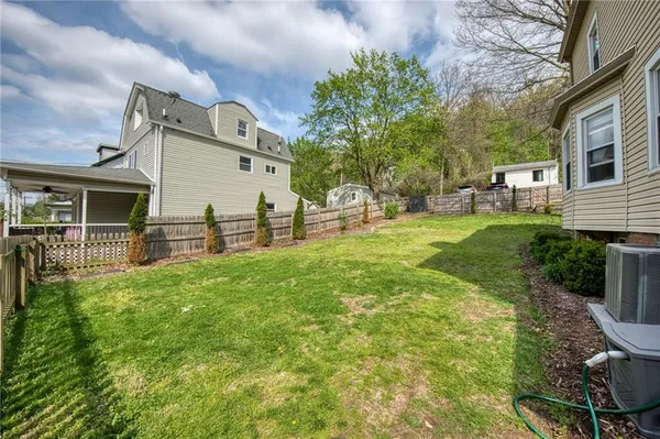 $3,300 | 911 Nevin Avenue, Sewickley, PA 15143