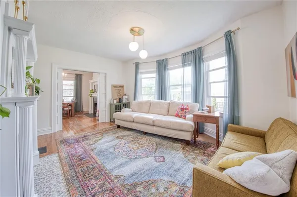 $3,300 | 911 Nevin Avenue, Sewickley, PA 15143