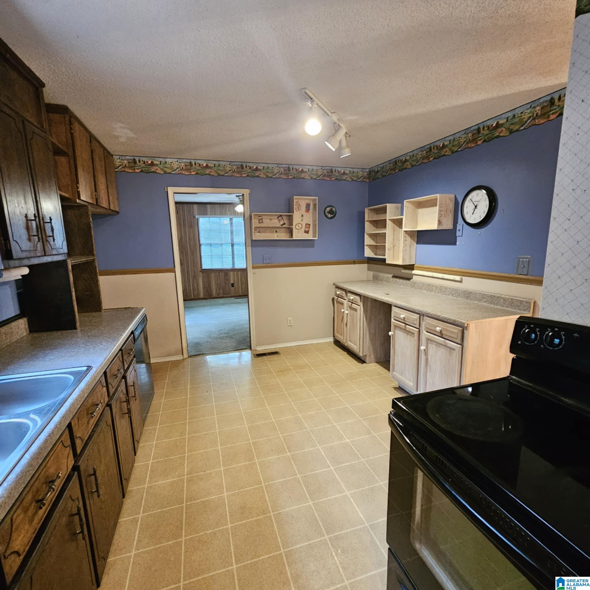 912 Clark Mountain Road North Bessemer, AL 35023 - Photo 12 of 13