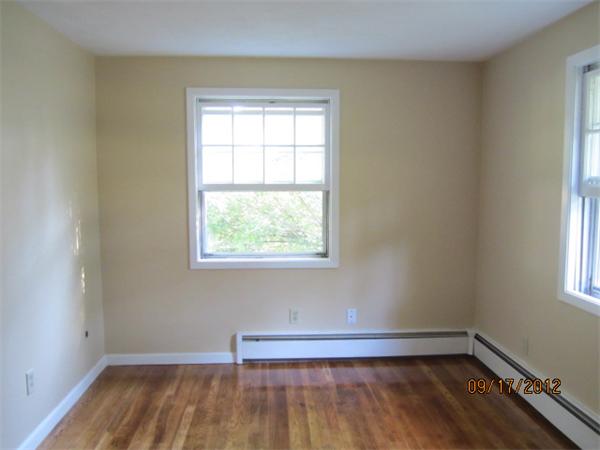 7 Alan Road Hudson, MA 01749 - Photo 9 of 14