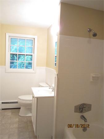7 Alan Road Hudson, MA 01749 - Photo 10 of 14