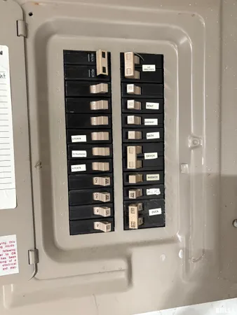 $116,500 | 805 West Washington Street, Pittsfield, IL 62363