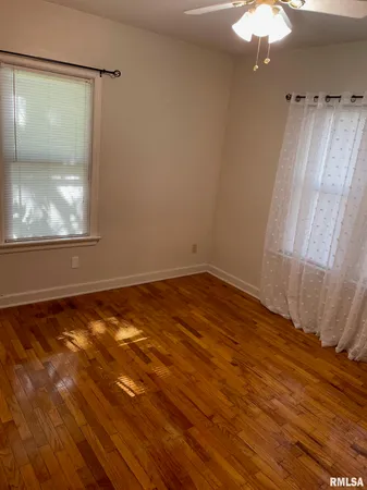 $116,500 | 805 West Washington Street, Pittsfield, IL 62363