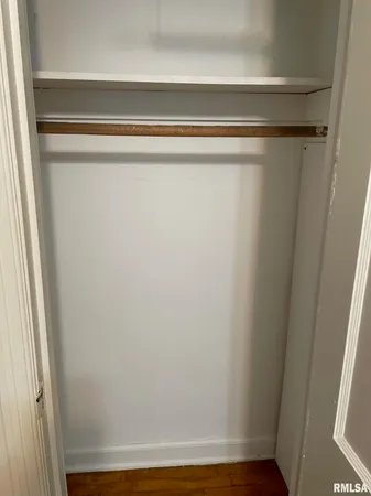 $116,500 | 805 West Washington Street, Pittsfield, IL 62363