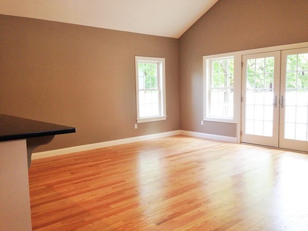 41 Mountain Road Waltham, MA 02451 - Photo 10 of 28