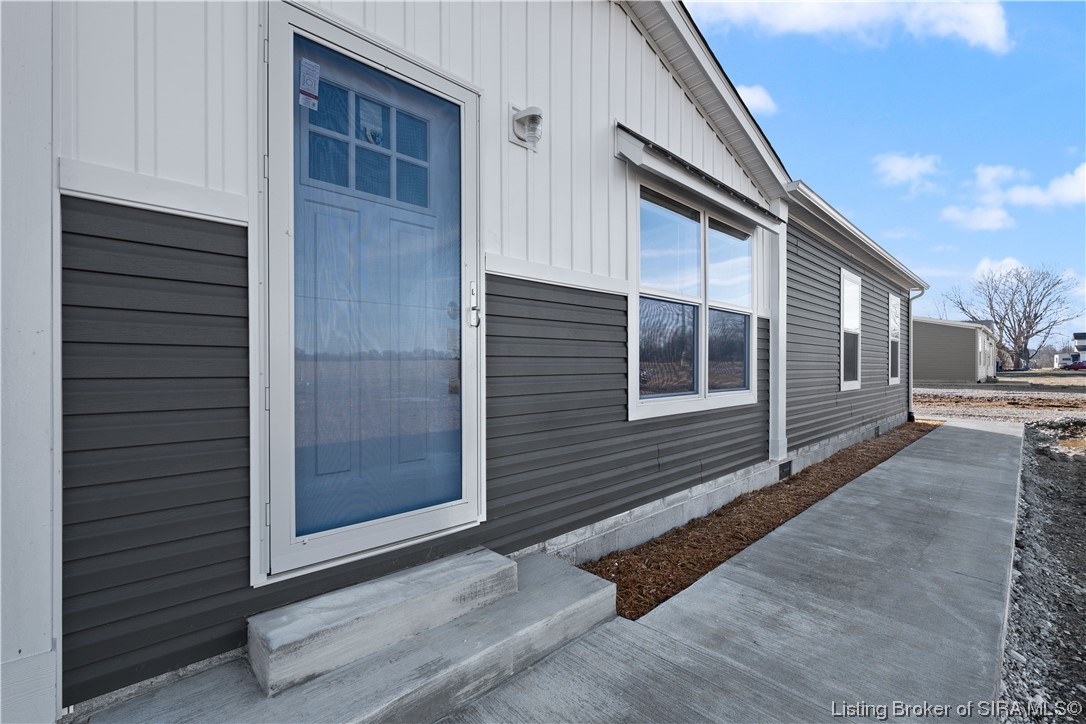 3129 Heth Washington Road Southwest Central, IN 47110 - Photo 1 of 39