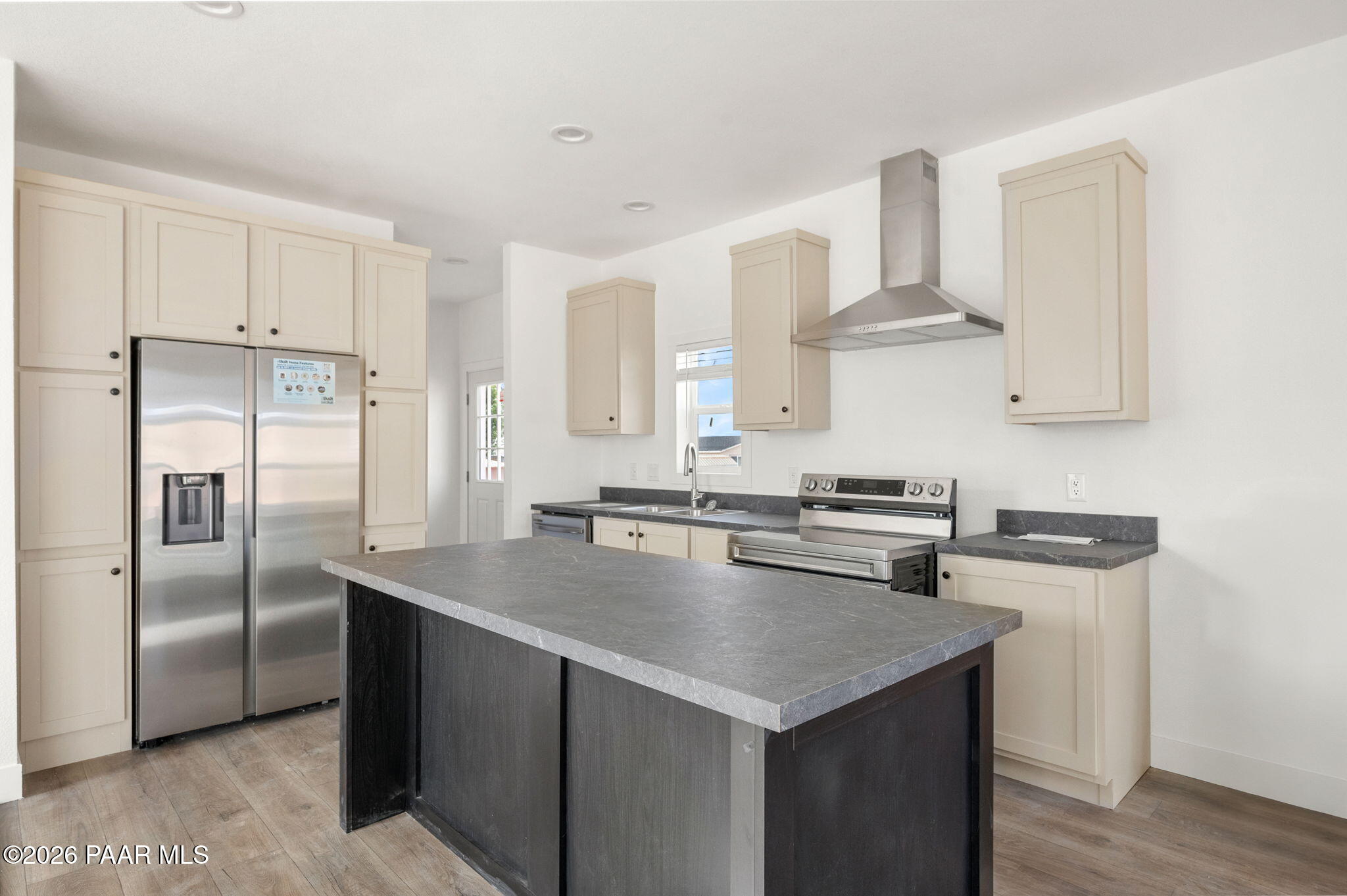 39 East Abra Road Paulden, AZ 86334 - Photo 5 of 18 10-Kitchen_2