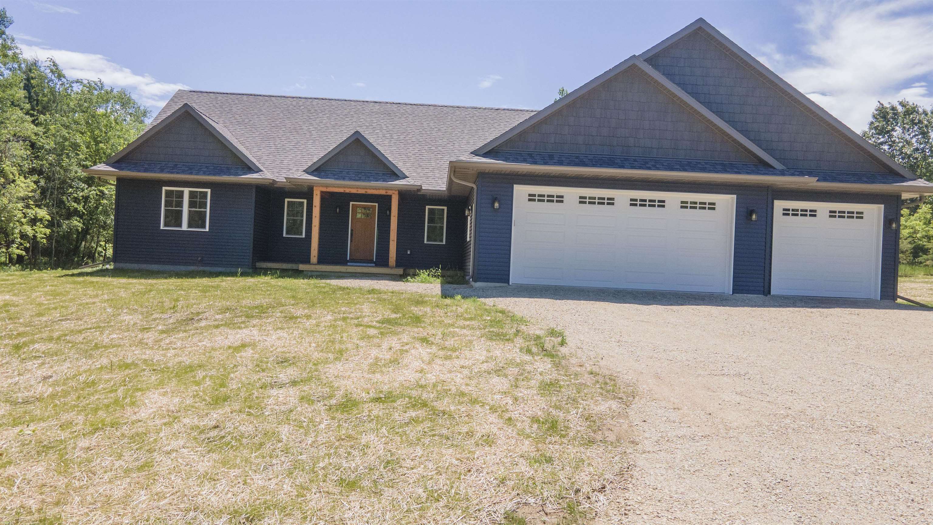 1079 Lake Ridge Road Wautoma, WI 54982 - Photo 5 of 27