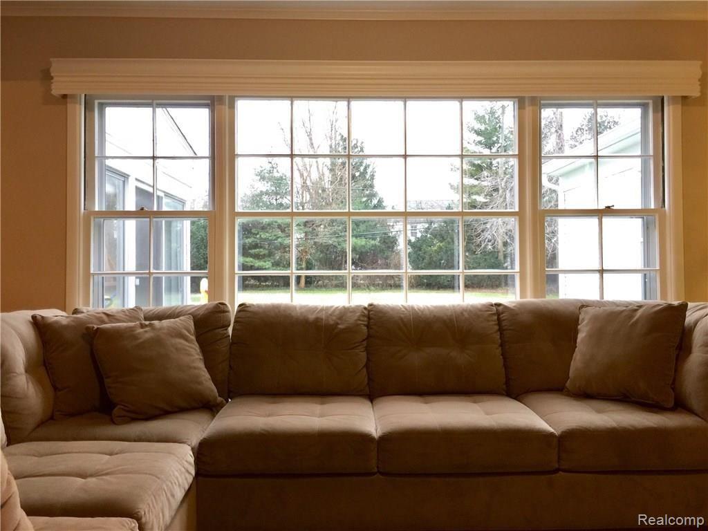677 Shoreham Road Grosse Pointe Woods, MI 48236 - Photo 17 of 32