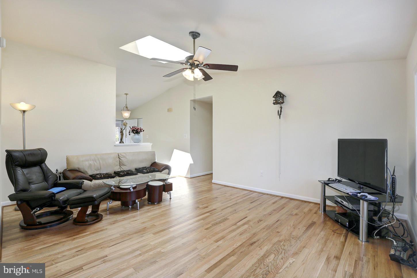 11725 Auth Lane Silver Spring, MD 20902 - Photo 3 of 15 Living Room