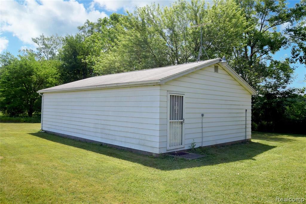 10490 East Brooks Road Lennon, MI 48449 - Photo 14 of 16