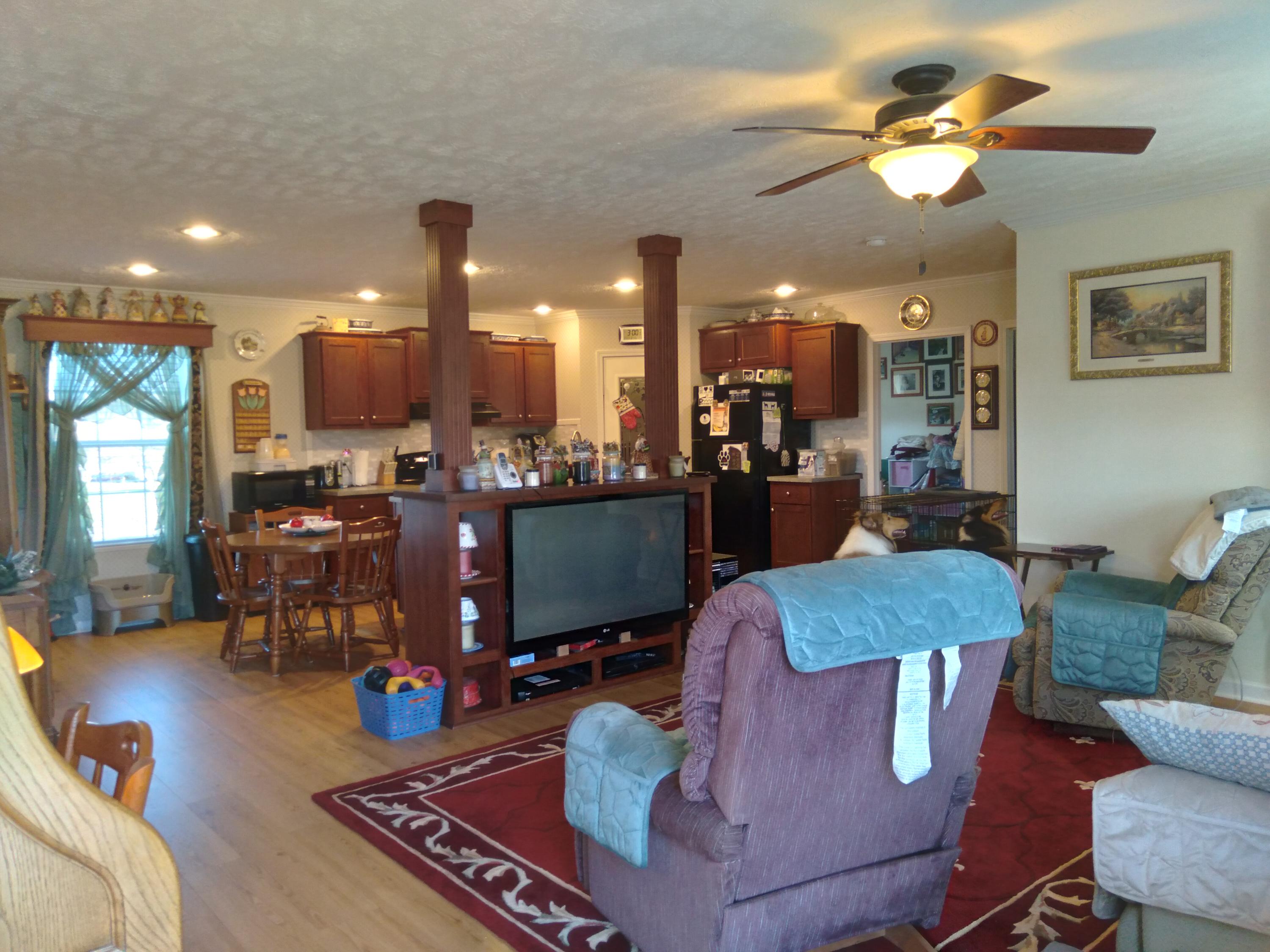 778 Russell Ridge Road Crossville, TN 38555 - Photo 10 of 40 Living Room