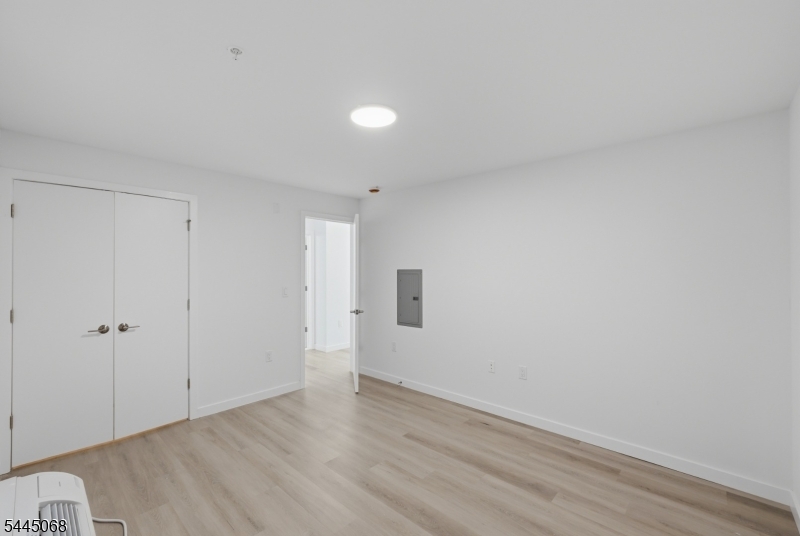 566 Springfield Avenue, Unit 201 Newark, NJ 07103 - Photo 9 of 11