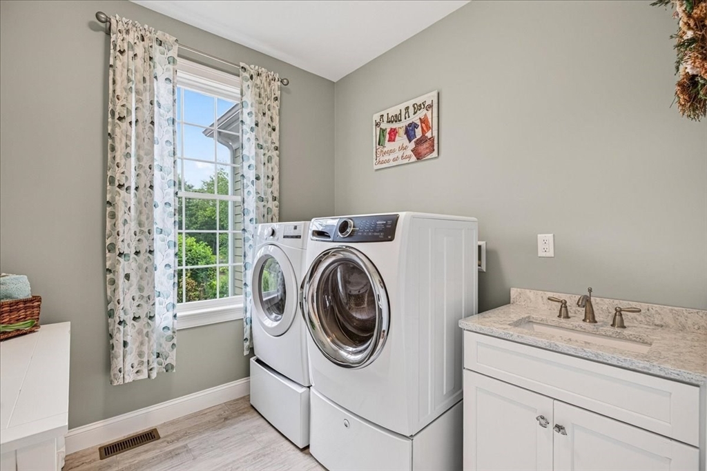 8 Redtail Lane Carver, MA 02330 - Photo 35 of 42