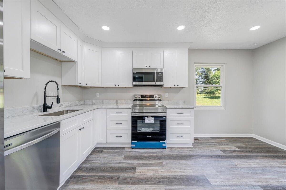 777 Switchback Road Christiansburg, VA 24073 - Photo 5 of 27 05-MIB08634