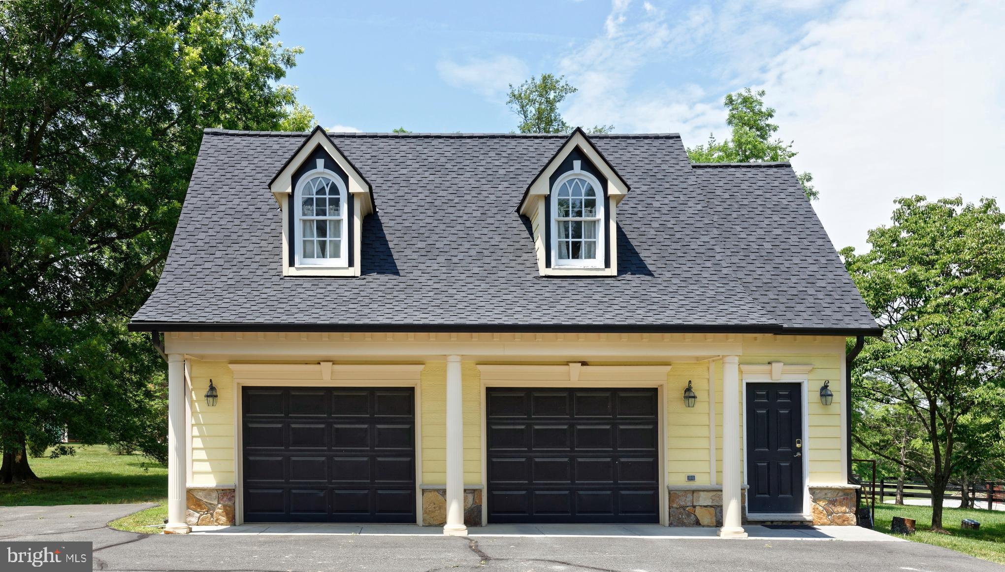 20084 Woodtrail Road Round Hill, VA 20141 - Photo 2 of 31 Private entrance doorway on right + 1 garage space