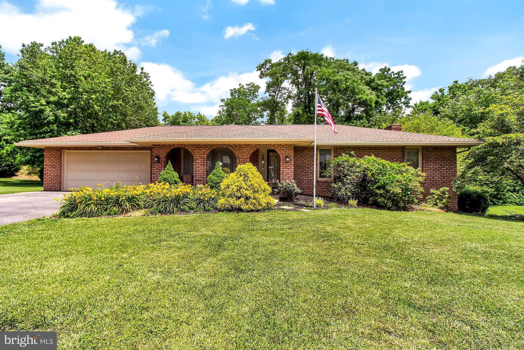 2290 Jonquil Road York, PA 17403 - Photo 1 of 17