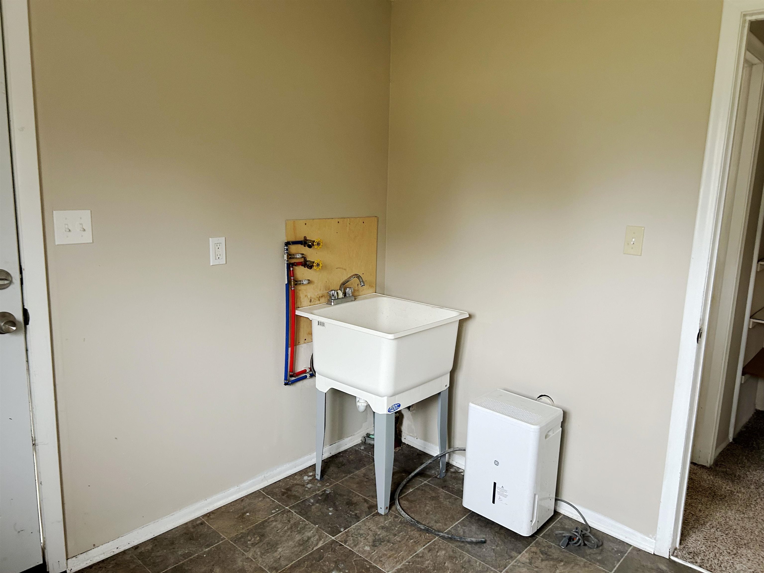 5320 Duffield Road Swartz Creek, MI 48473 - Photo 15 of 17 50160636-12ce8540-3754-4054-9c9f-f6df615141a8.JPG