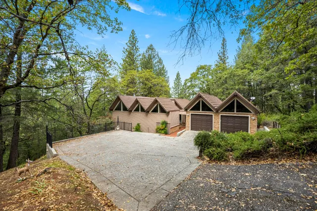 a view of a swimming pool with an ocean view