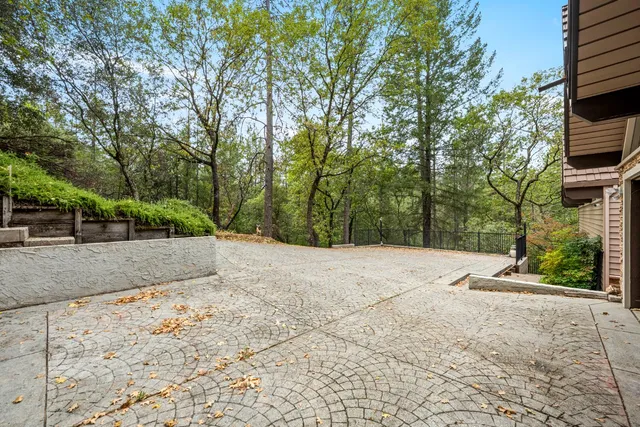 a view of a lake in middle of the town