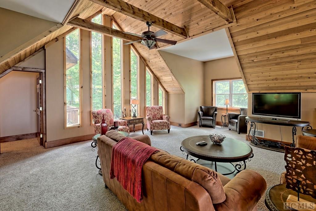 310 Eagle Ridge Road Sapphire, NC 28774 - Photo 29 of 48 Gallery Image 29