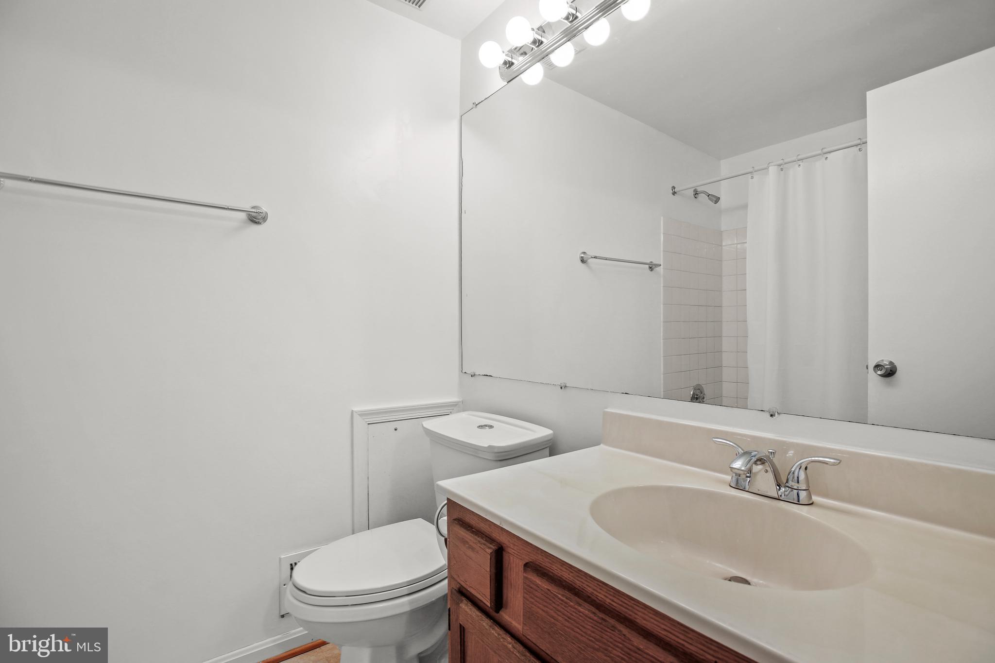 14827 Hammersmith Circle Silver Spring, MD 20906 - Photo 16 of 23