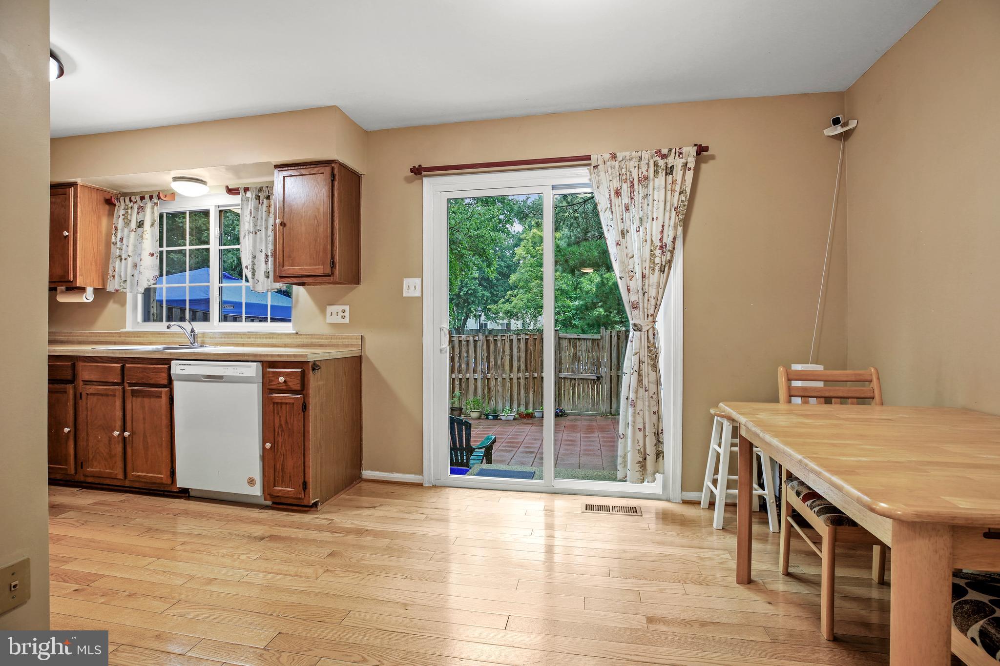 14827 Hammersmith Circle Silver Spring, MD 20906 - Photo 7 of 23