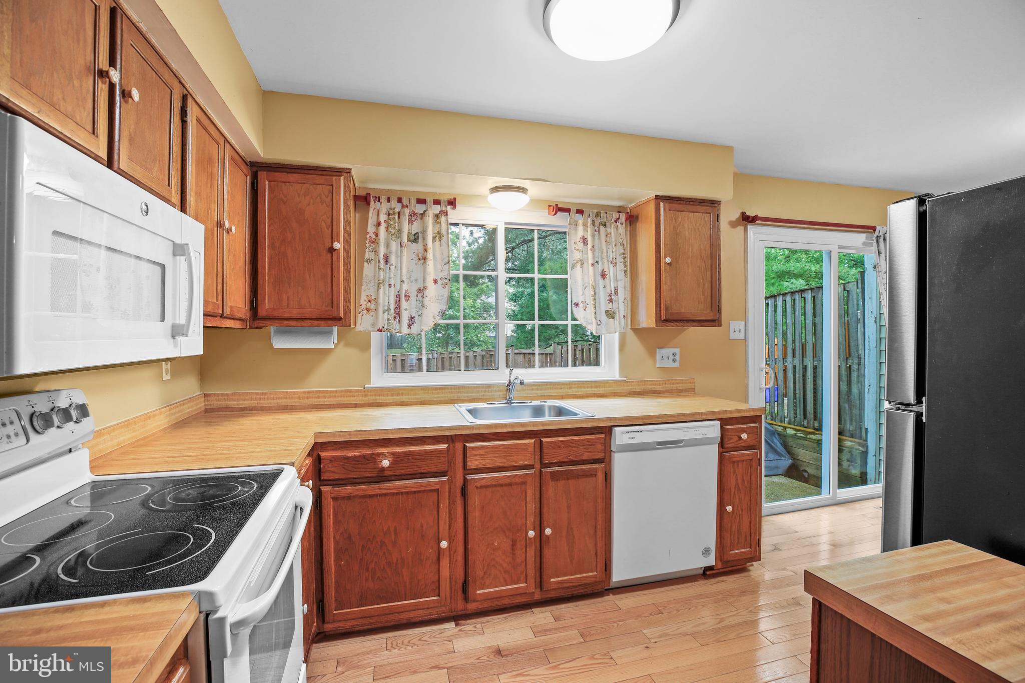 14827 Hammersmith Circle Silver Spring, MD 20906 - Photo 8 of 23