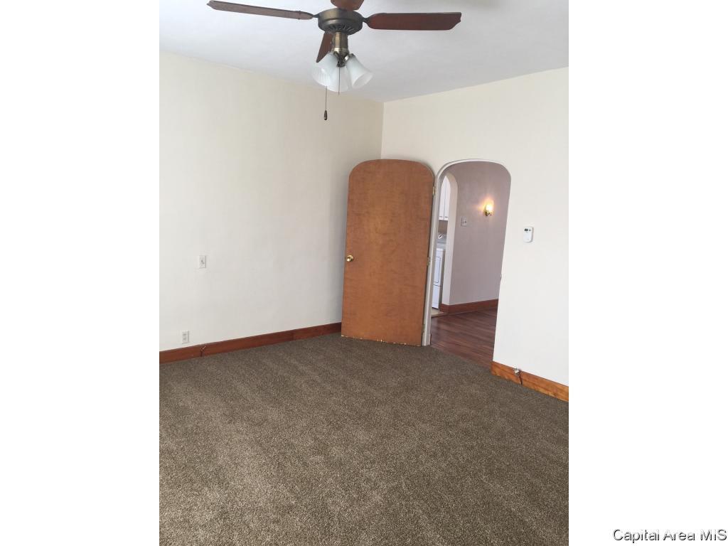 1827 North 8th Street Springfield, IL 62702 - Photo 10 of 25