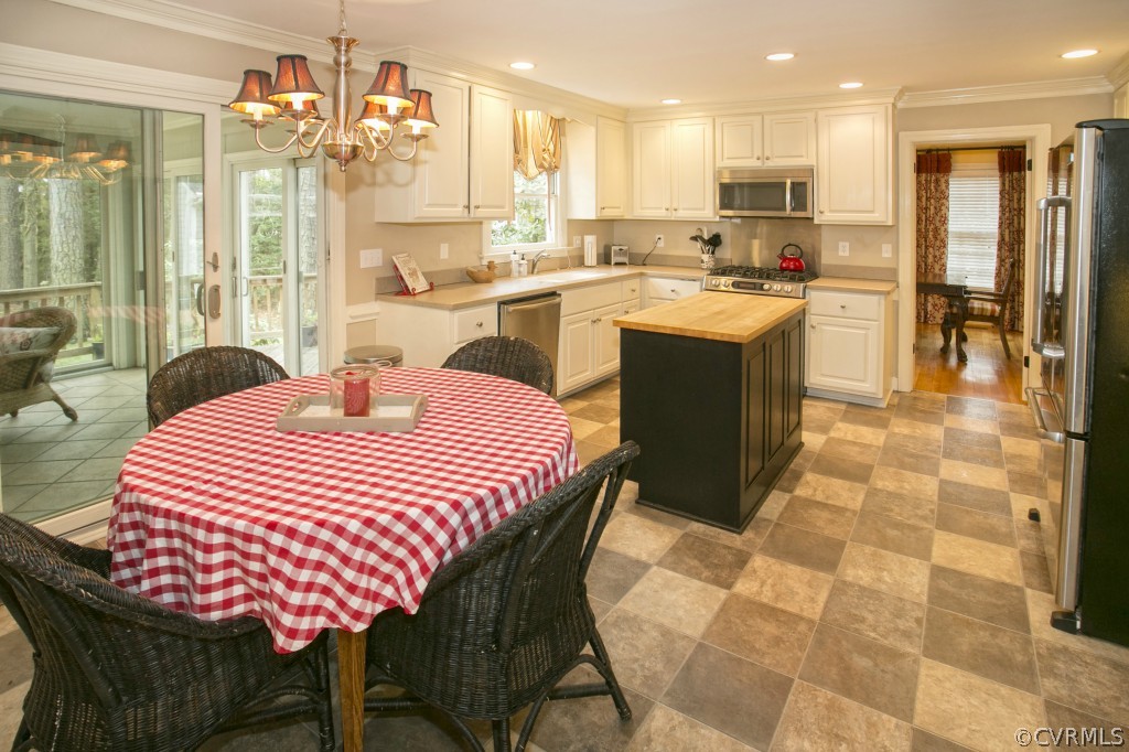 505 Wadeward Road Henrico, VA 23229 - Photo 9 of 24 Gallery Image 9