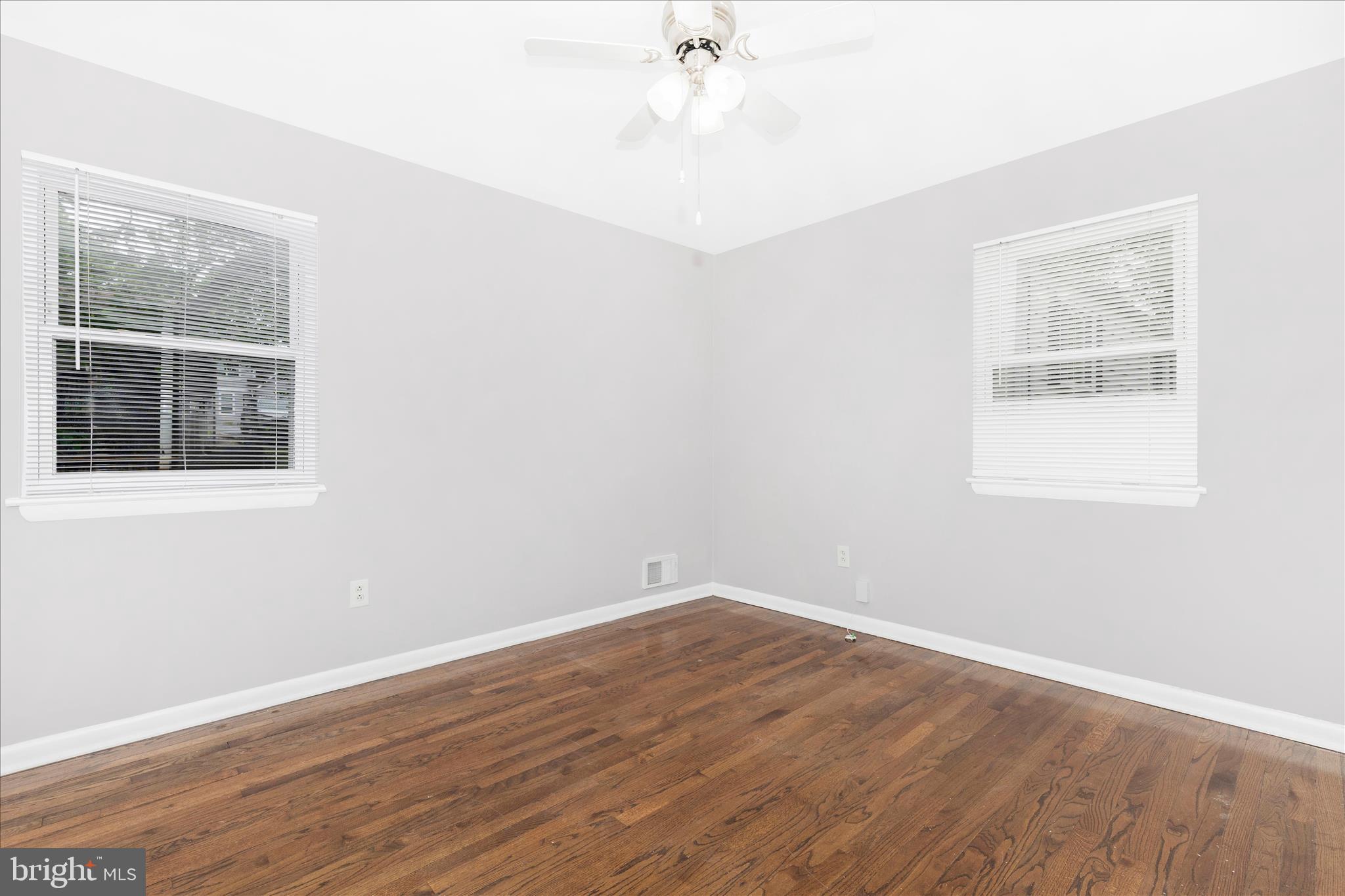 1507 Jasper Street Silver Spring, MD 20902 - Photo 18 of 50 043A1994
